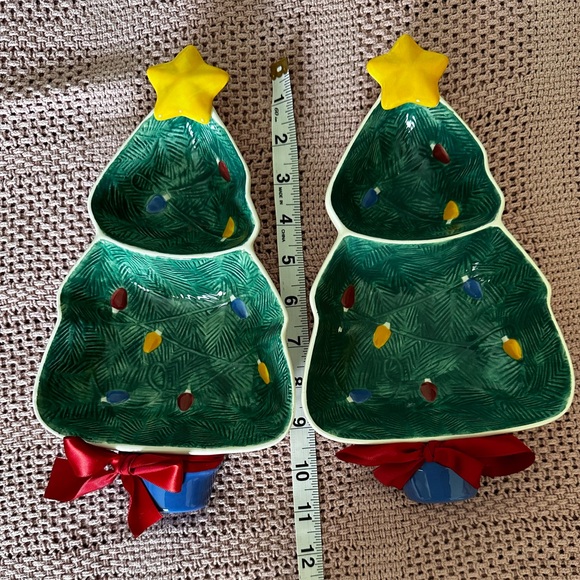 HALLMARK Cards Holiday Ceramic Christmas Holiday Tree Divided Dish - Picture 3 of 4